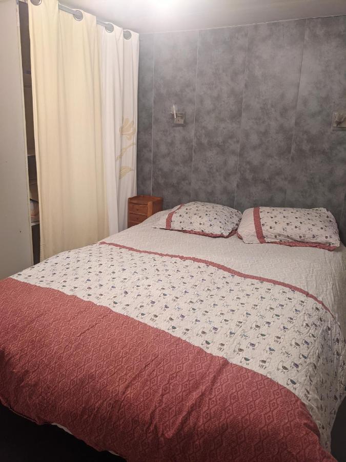 Mobile Home Situe Au Coeur Du Lac Blangy-le-Château Kültér fotó